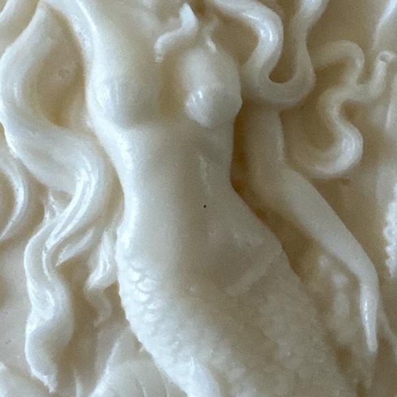 Hand Crafted Soap Mermaid Bar - Picture 3 of 6